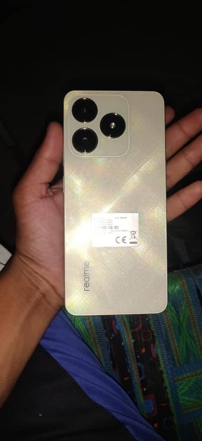 Realme C61