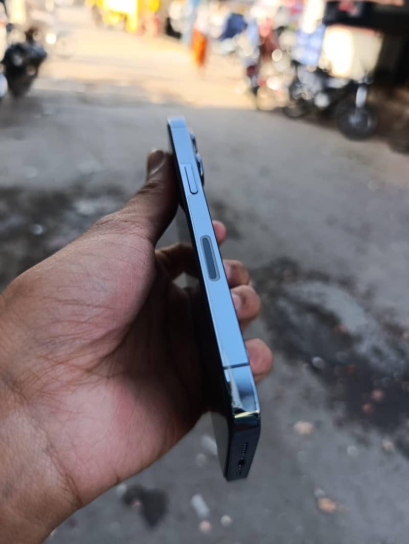 Apple iPhone 13 Pro 5