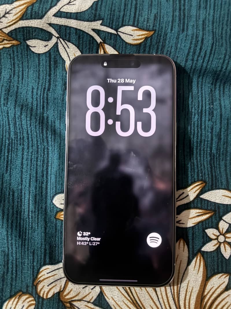 Iphone 15 pro max 1