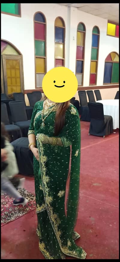 green sari