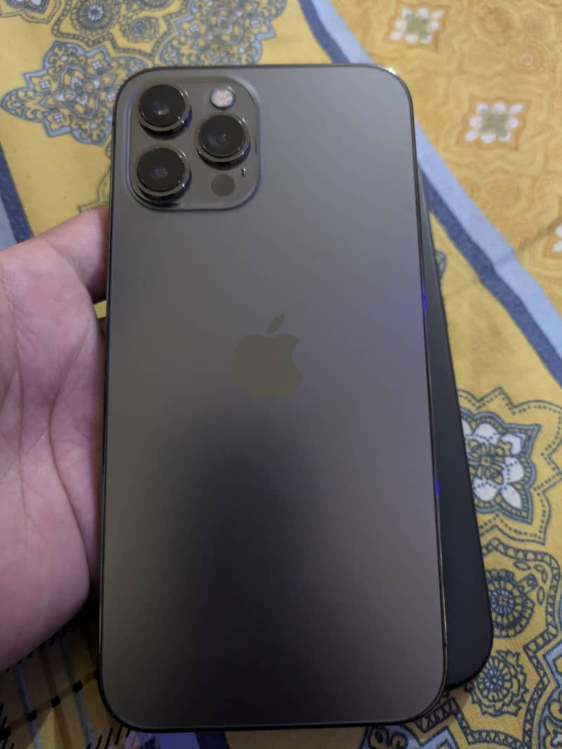 IPhone 12 Pro Max 2