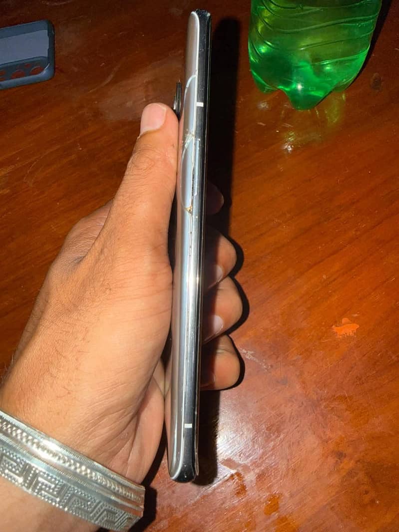 OnePlus 9 pro 3