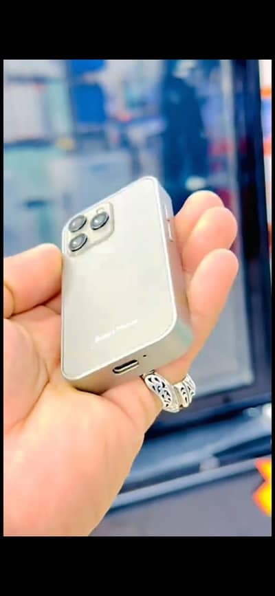 Apple iPhone 17 Mini
