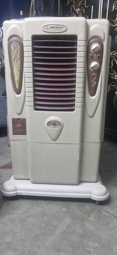 Air Cooler with blower fan and high air throw | very little used