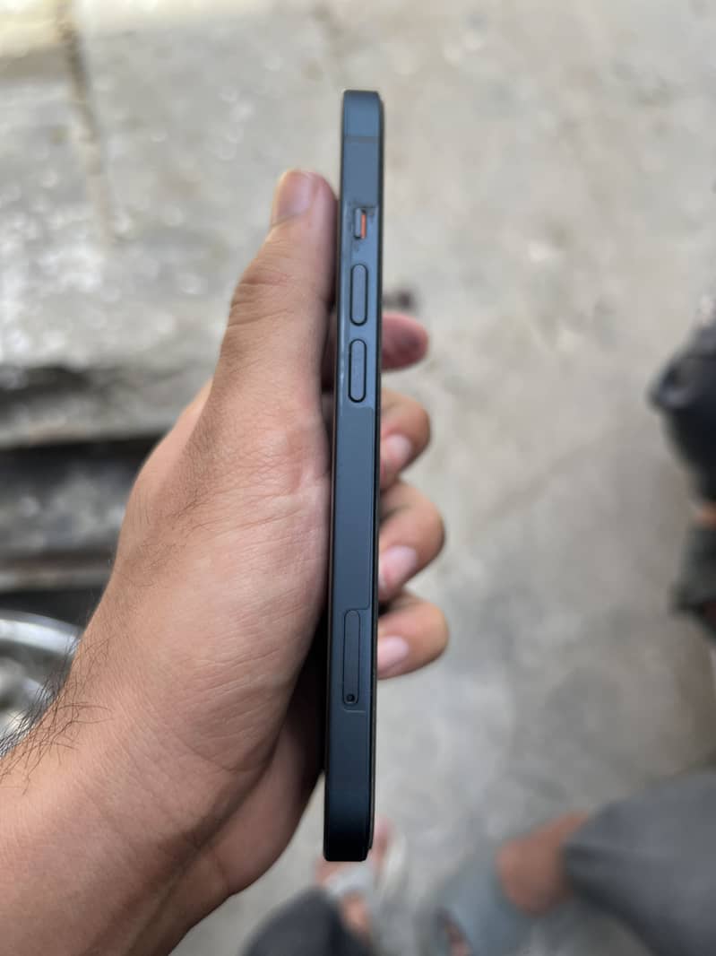 Iphone 13 jv 3