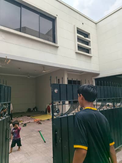 GULBERG,1 KANAL COMMERCIAL USE FOR RENT GARDEN TOWN MOLDEL TOWN SHADMAN LAHORE