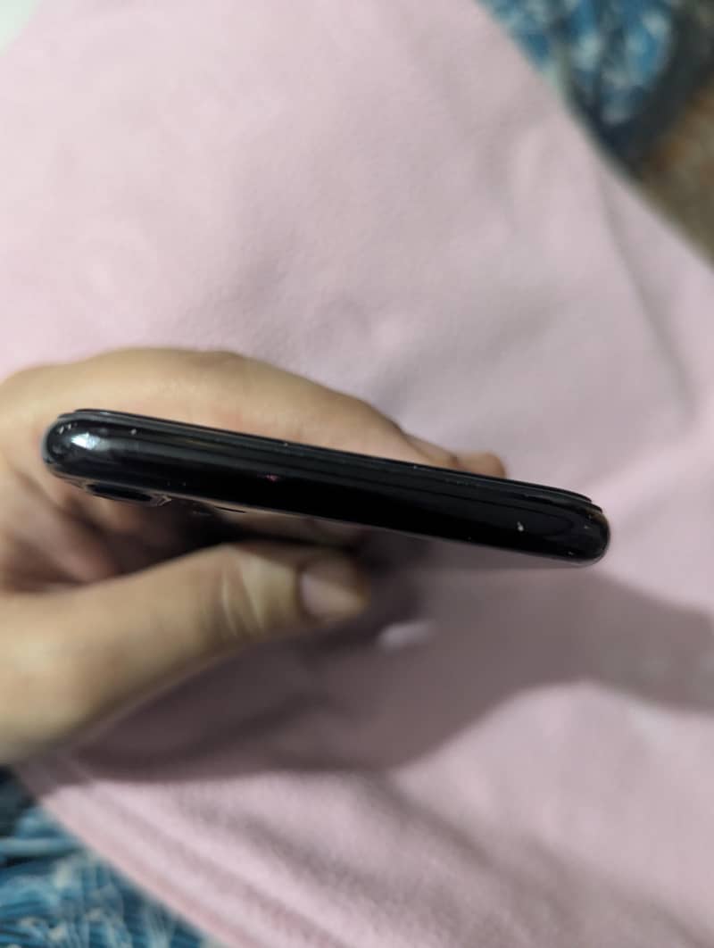 Apple iPhone 7 4