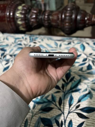 iPhone SE2nd