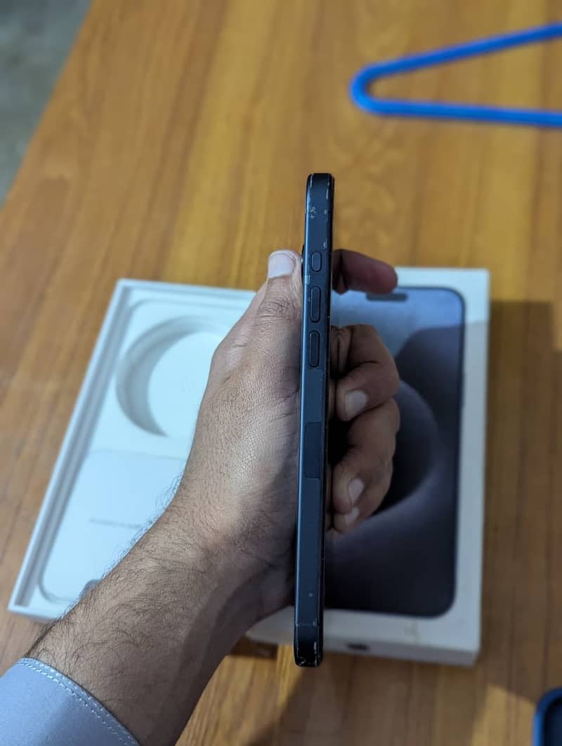 Iphone 15 pro max 1