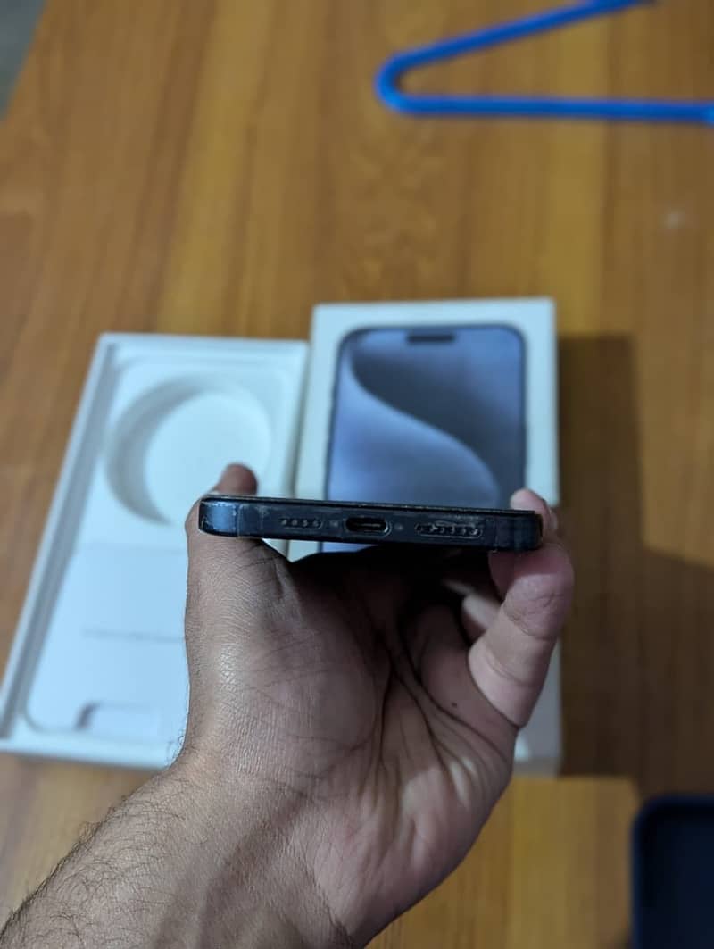 Iphone 15 pro max 2