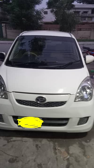 Daihatsu Mira 2011