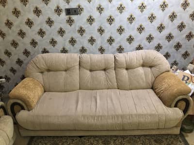 7 seater sofa set in good condition