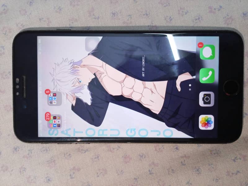 Apple iPhone 7 1