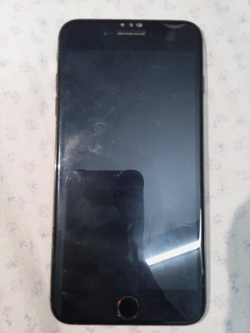 Apple iPhone 7 3