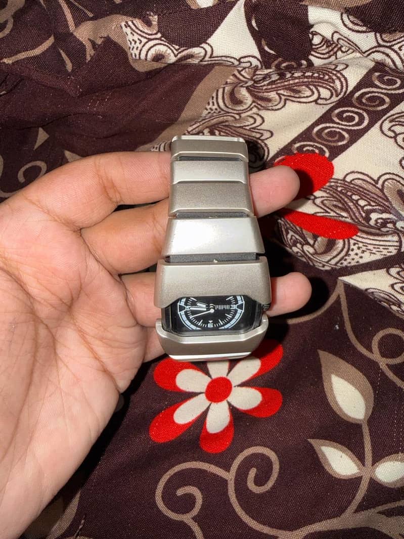 premium watch 2