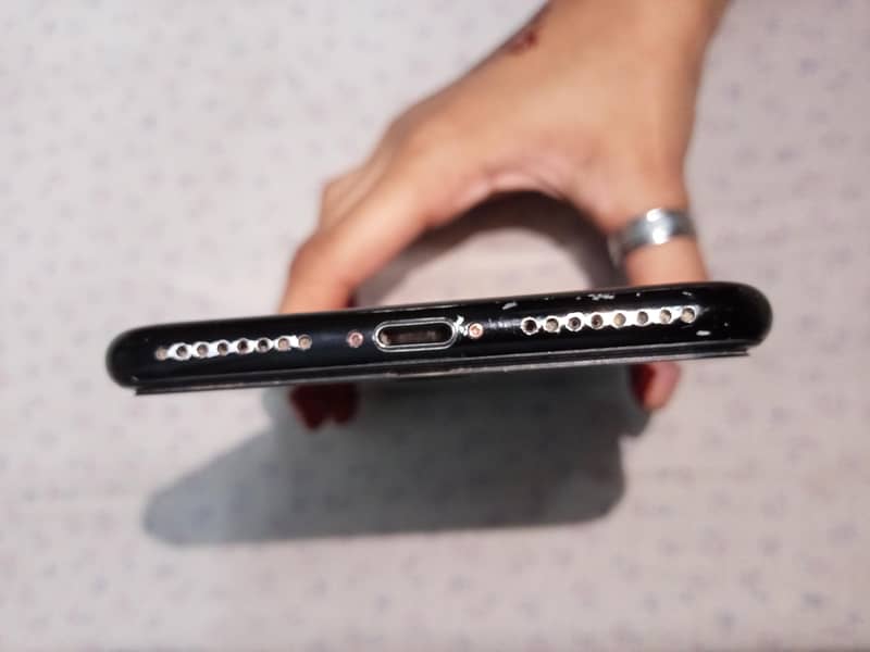 Apple iPhone 7 4