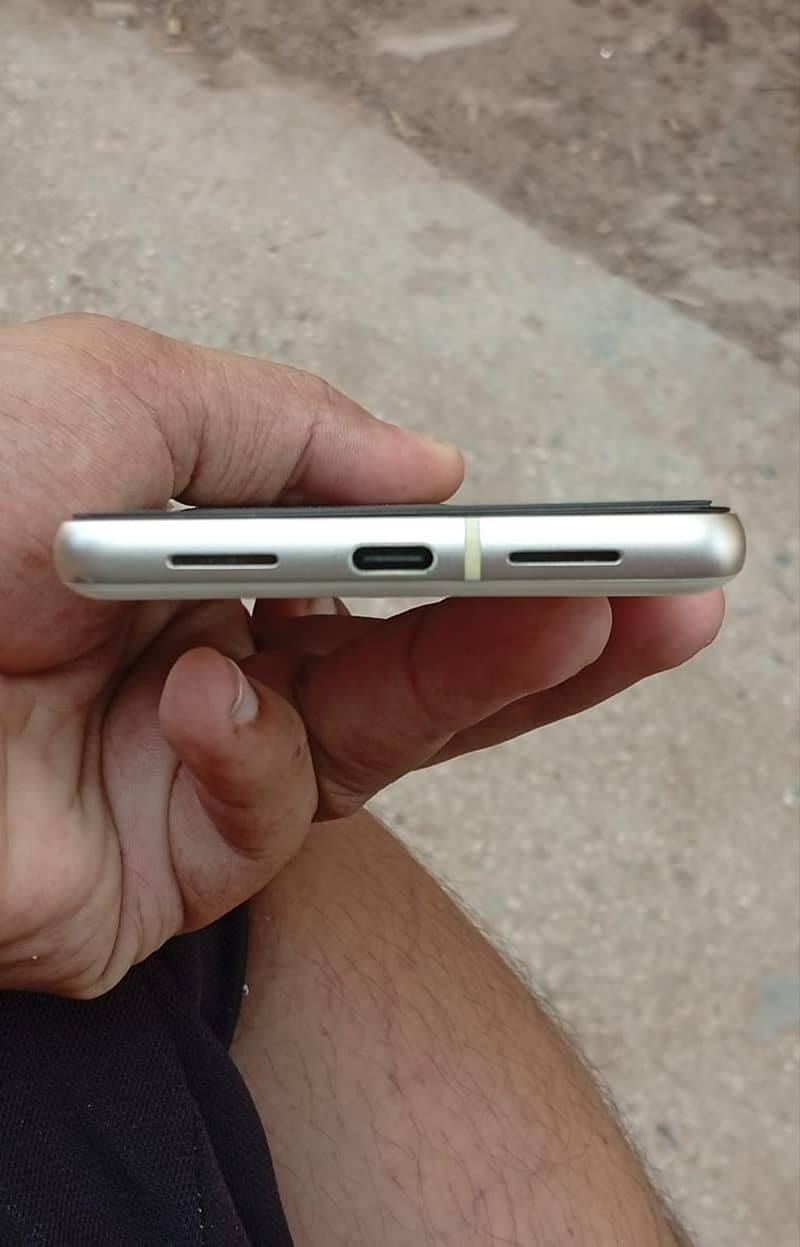 Google Pixel 7 2