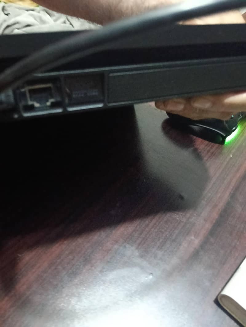 Ps4 Slim with 2 controllor Gta 5 and Tekken 7 5