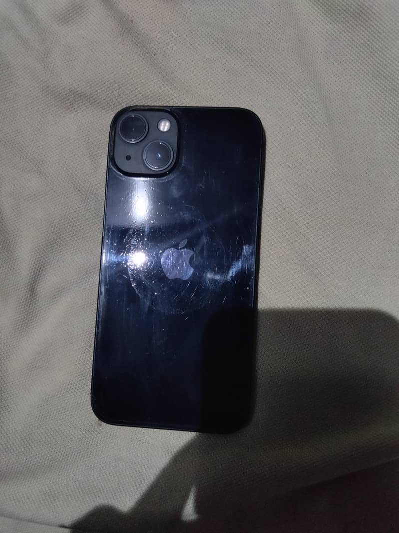 Apple iPhone 13 5