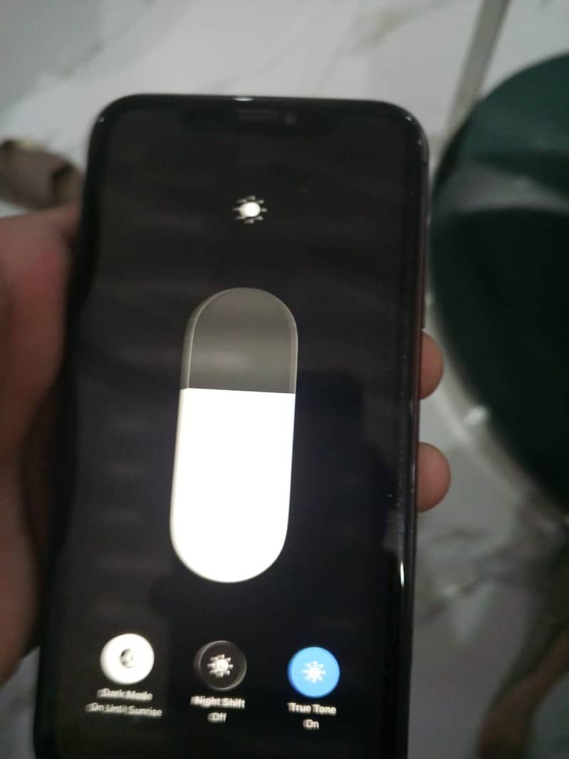 Apple iPhone 11 6