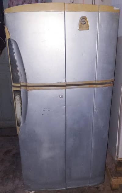 Pel Big Size All Original And Gass Locked Fridge