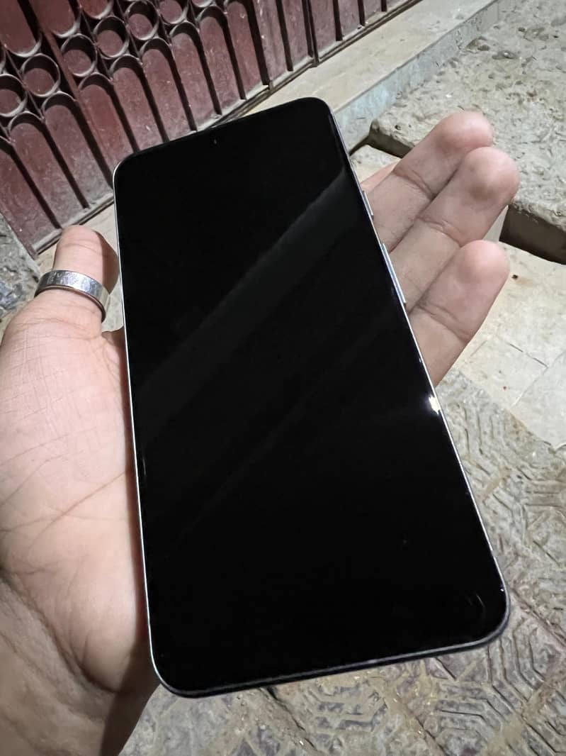 Google Pixel 8 1