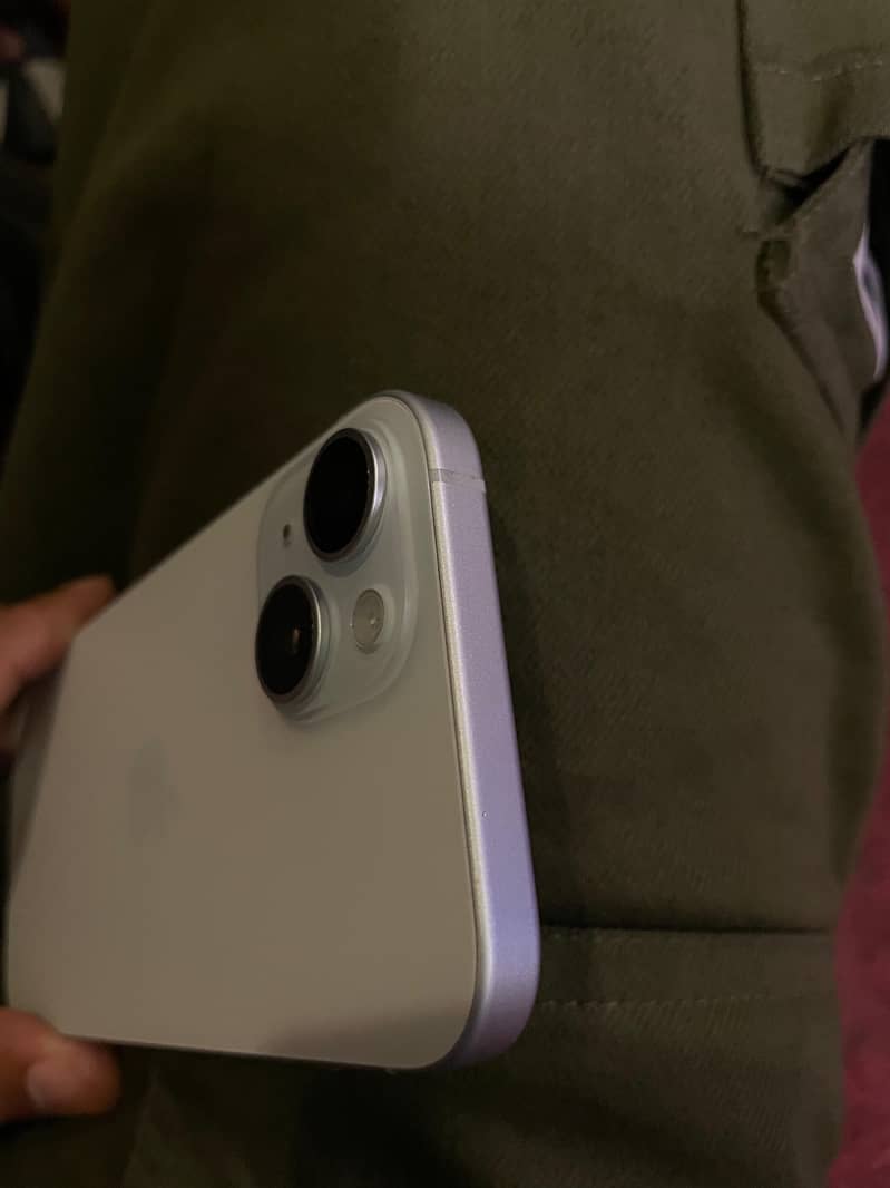Apple iPhone 15 5