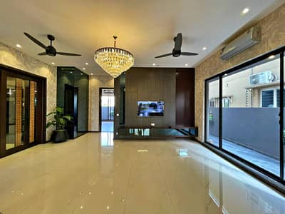 SYED BROTHERS PROUDLY OFFERS 1-Kanal Elegant And Fully Maintained Bungalow Is Available In The Best Block Of DHA Lahore