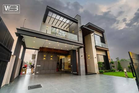 Double Height Lobbty Designed 1 Kanal House in Phase 7