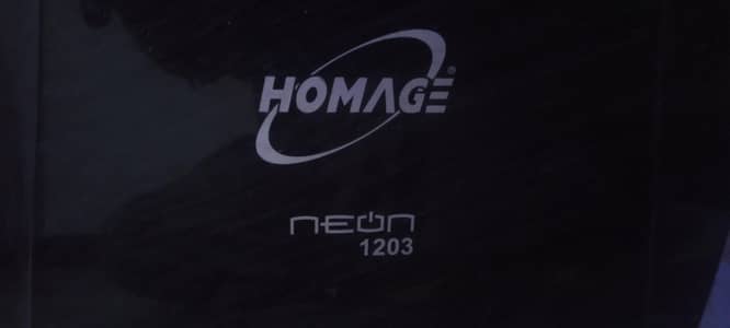 Homage UPS