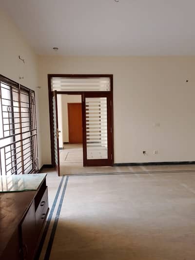 OFFICE USE MAIN ROAD HOUSE