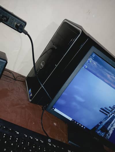 !dell Inspiron 560 +8gb ram+ gigabyte gt1030 gddr5 (windows 10 pro)