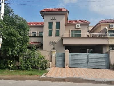 10 Marla House For rent In Askari 11 - Sector B Lahore