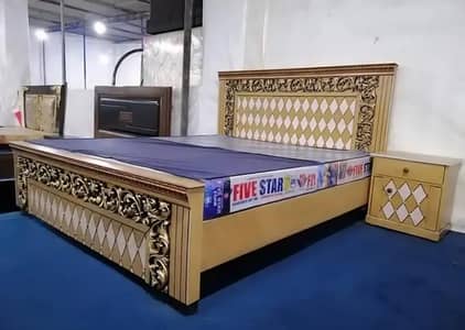 Bed for sale in phalia WhatsApp 0/3/4/9/3/9/6/6/0/9 Sale offer offer/6