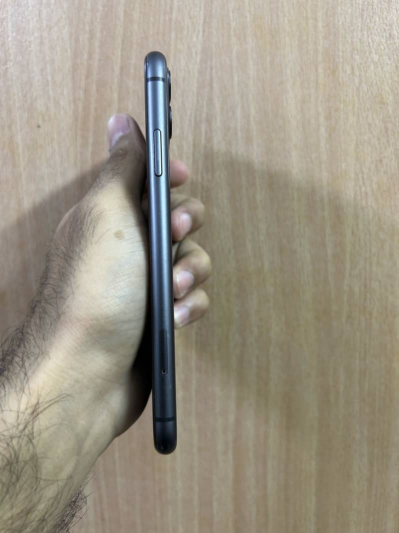 Apple iPhone 11 1