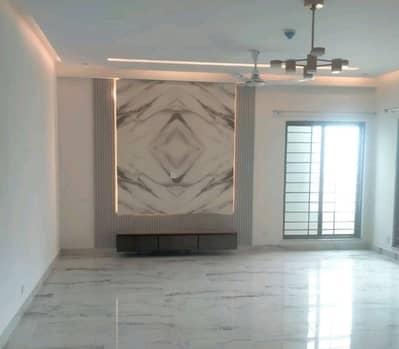 10 Marla Flat In Askari 11 - Sector D Is Available For sale