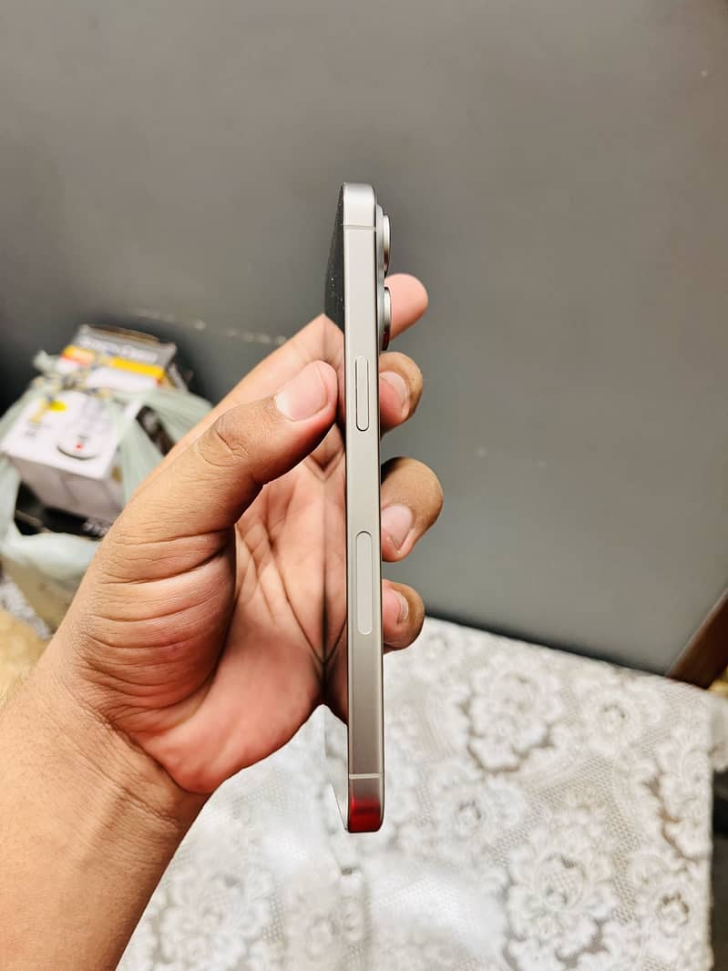 IPHONE 15 PRO MAX 3