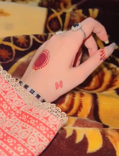 need only female staff in dubai