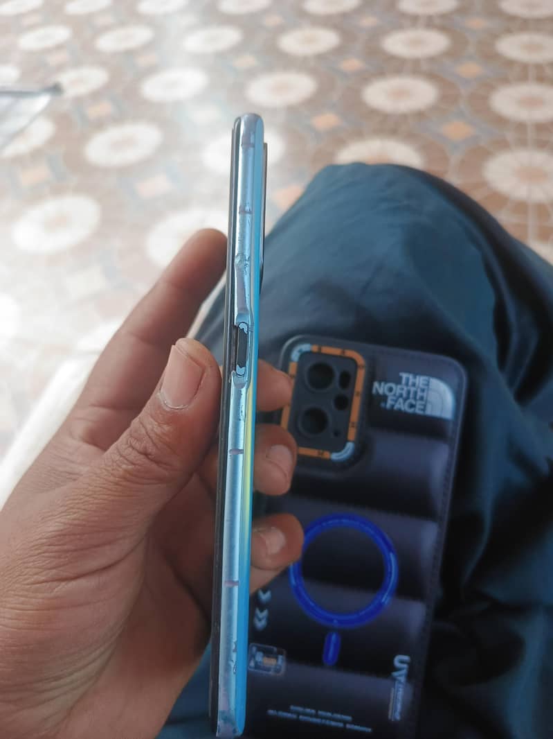 OPPO A76 9