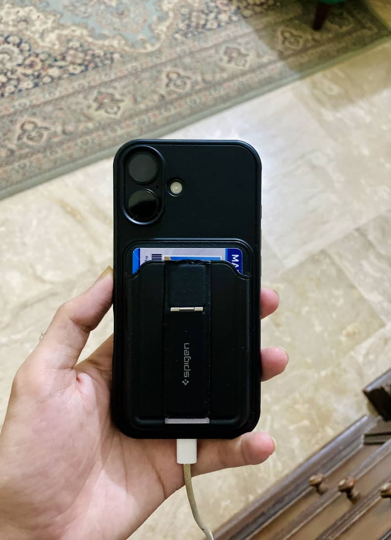 IPhone 16 0