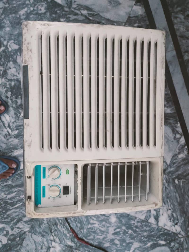 window AC Midea 1
