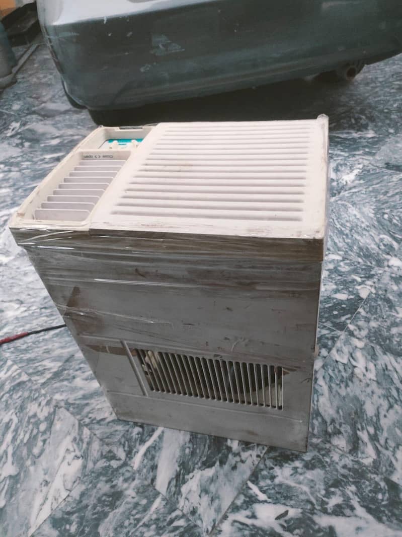 window AC Midea 3