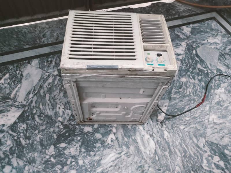 window AC Midea 4