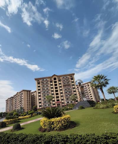 Premium 10 Marla Flat Is Available For rent In Lahore