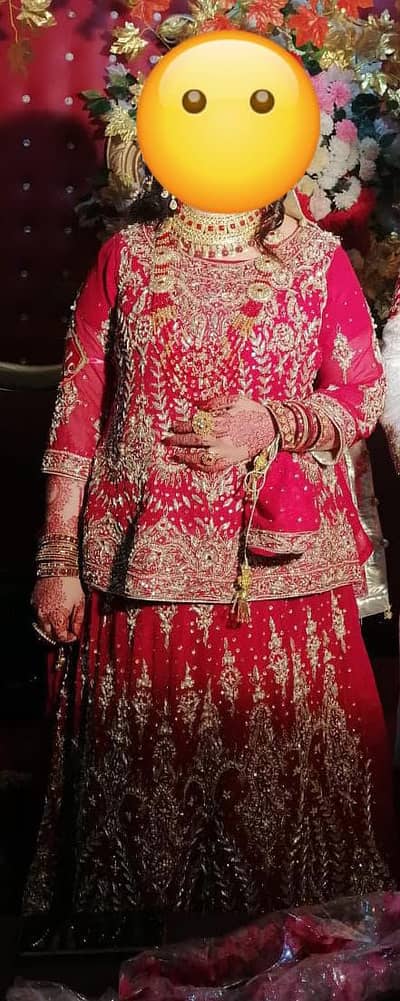 beautiful lehnga for urgent sale
