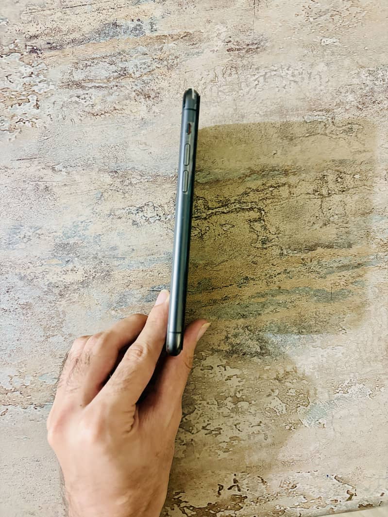 IPhone 11 Pro 3