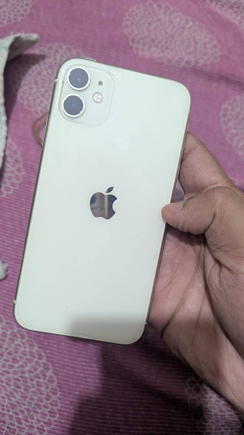 Apple iPhone 11 0