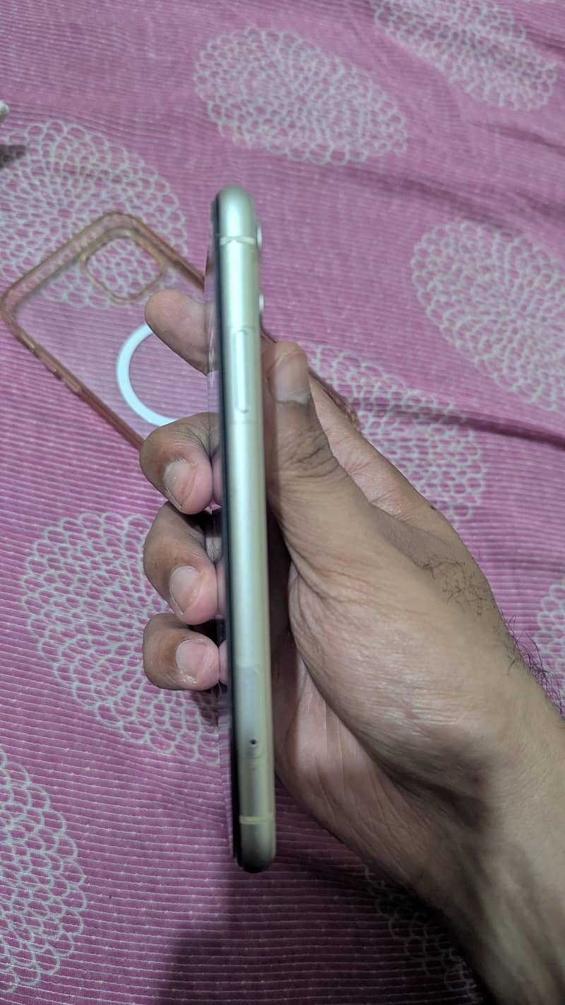 Apple iPhone 11 1