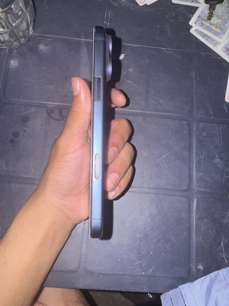 iPhone 17 pro max 5