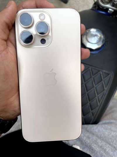 Apple iPhone 16 Pro Max